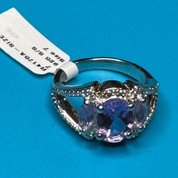 Sterling Silver, Amethyst, and Topaz Ring. Size 7. NWT. - Picture 4 of 7